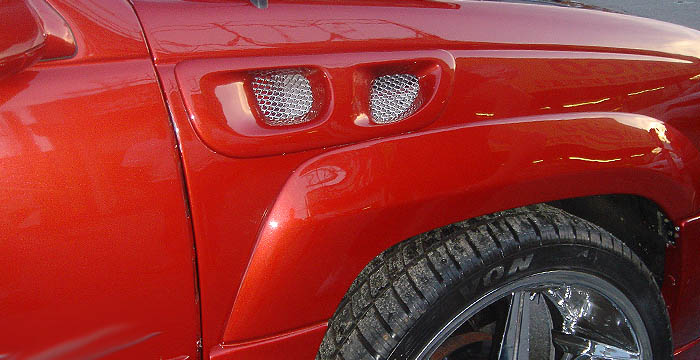 Custom GMC Denali Fenders  SUV/SAV/Crossover Air Scoops (1999 - 2001) - $290.00 (Manufacturer Sarona, Part #GM-001-AS)